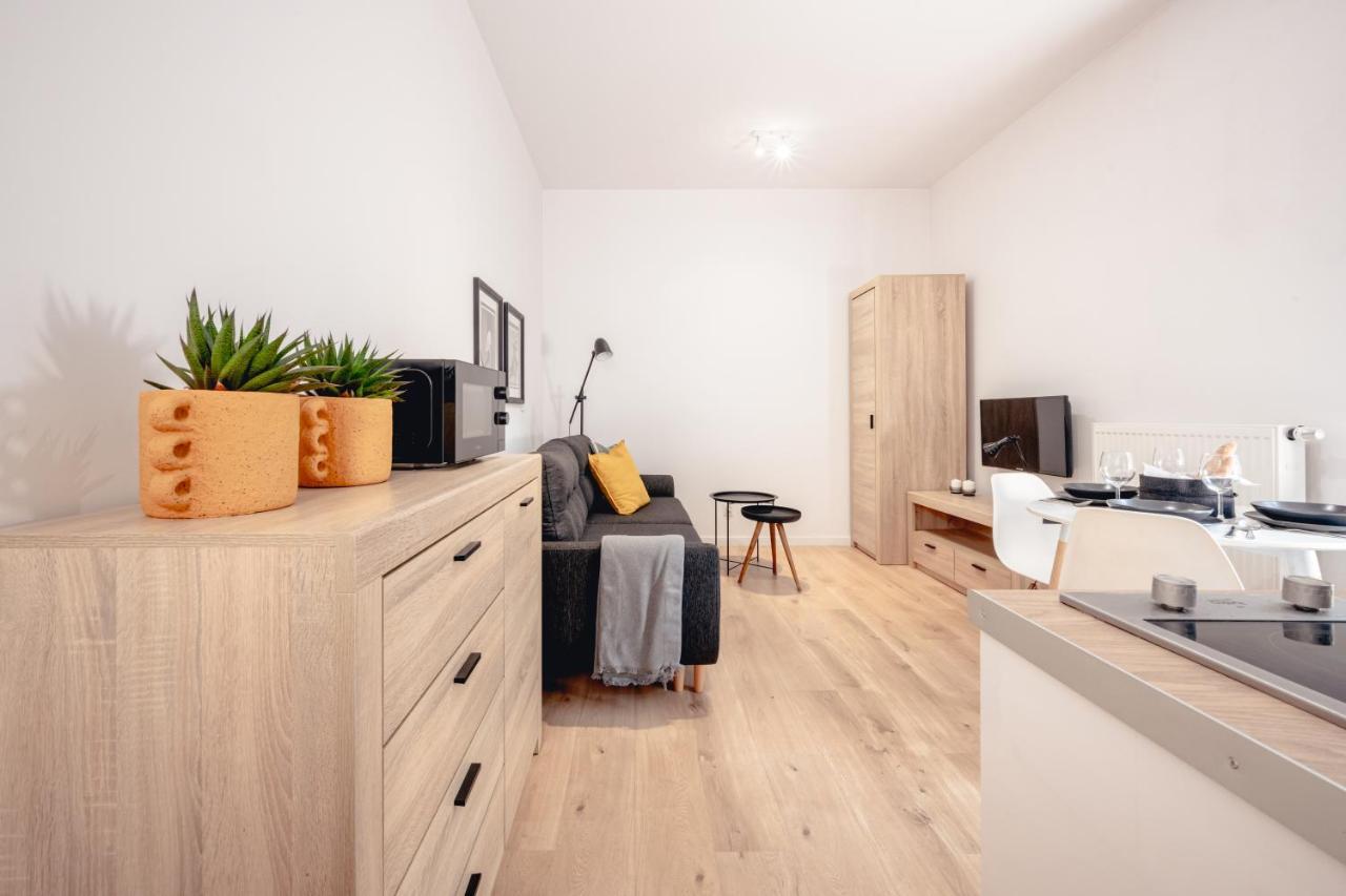 Apartamenty Pamiatkowa 11, 2 Rooms, Self Check In 24H Posen Exterior foto