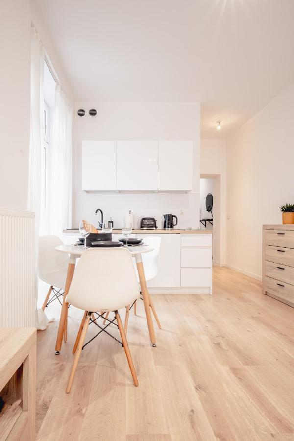 Apartamenty Pamiatkowa 11, 2 Rooms, Self Check In 24H Posen Exterior foto
